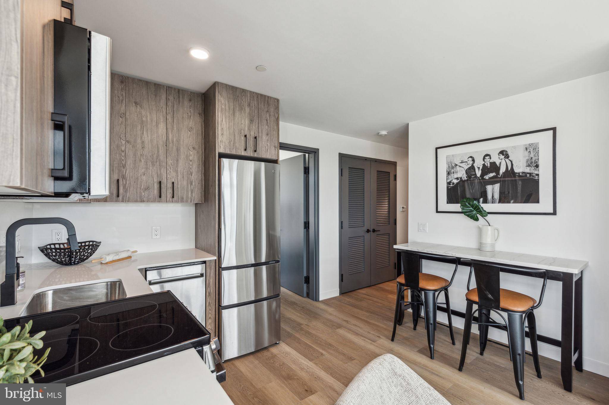 Philadelphia, PA 19125,1122 FRANKFORD AVE #STUDIO - A2