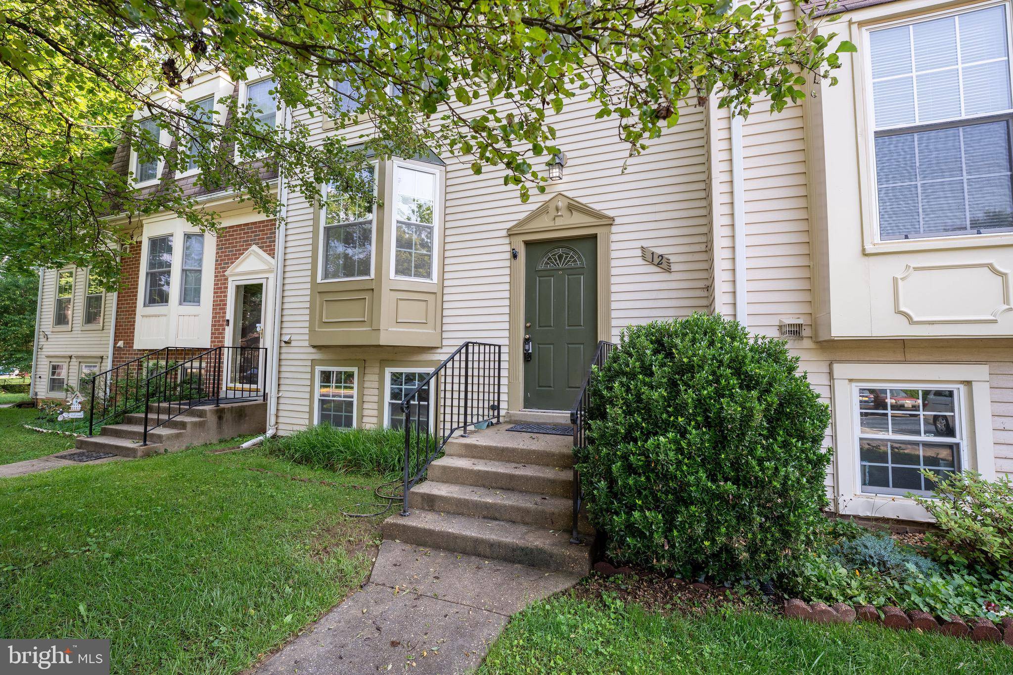Gaithersburg, MD 20878,12 ALMADEN PL
