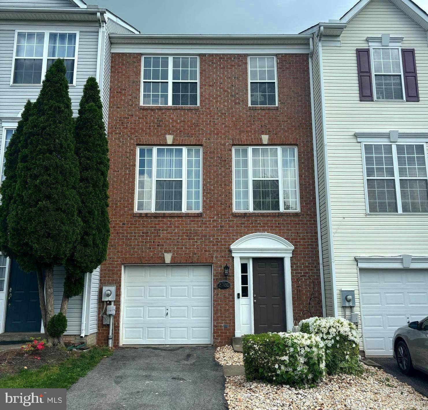 Frederick, MD 21702,2420 HUNTWOOD CT
