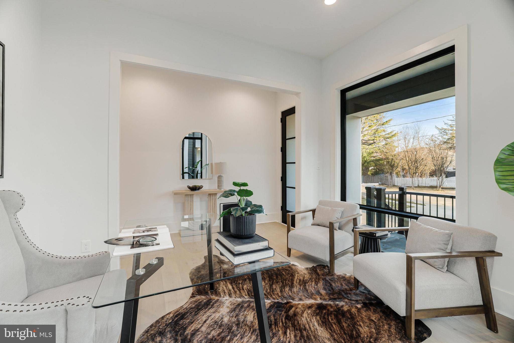 Falls Church, VA 22041,3504 LAKE ST