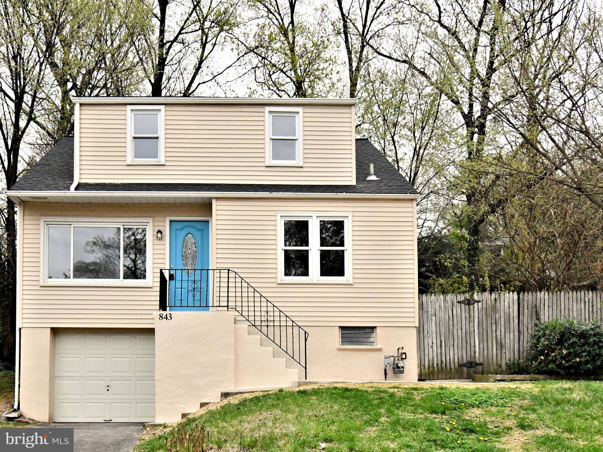 Abington, PA 19001,843 TYSON AVE