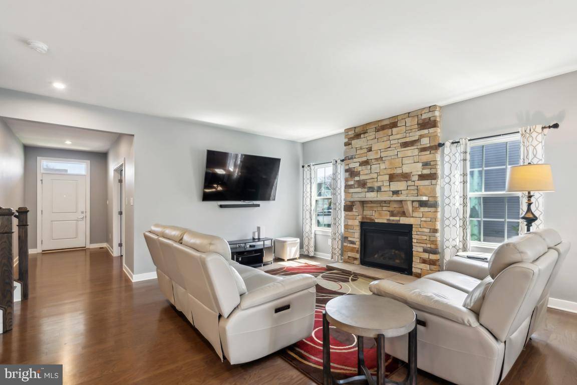 Williamstown, NJ 08094,249 SPRING BEAUTY DR