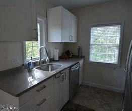 Arlington, VA 22207,4830 24TH RD N #2