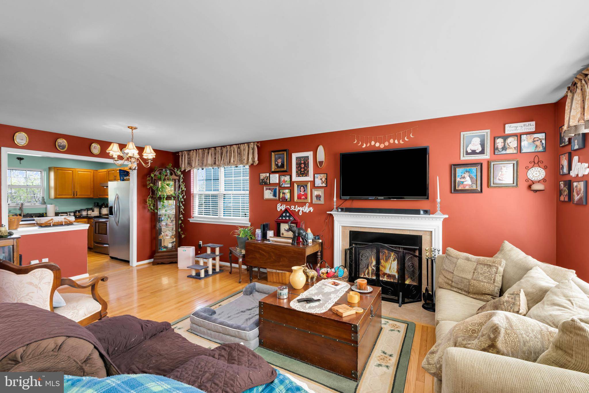 Easton, PA 18042,411 HIGHLANDS BLVD
