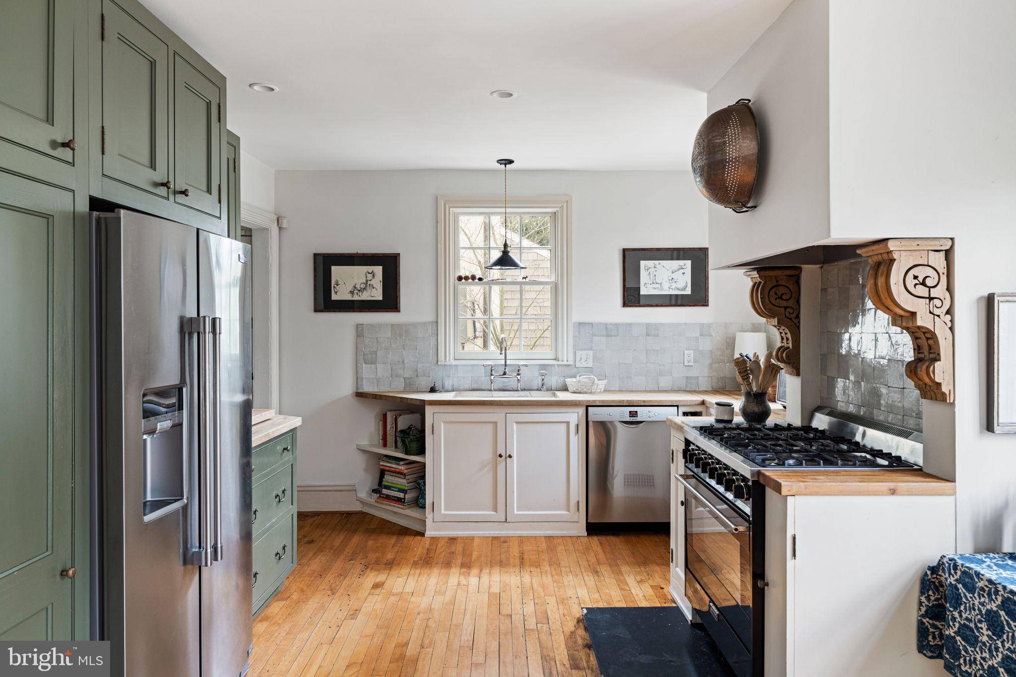 Philadelphia, PA 19118,75 BETHLEHEM PIKE