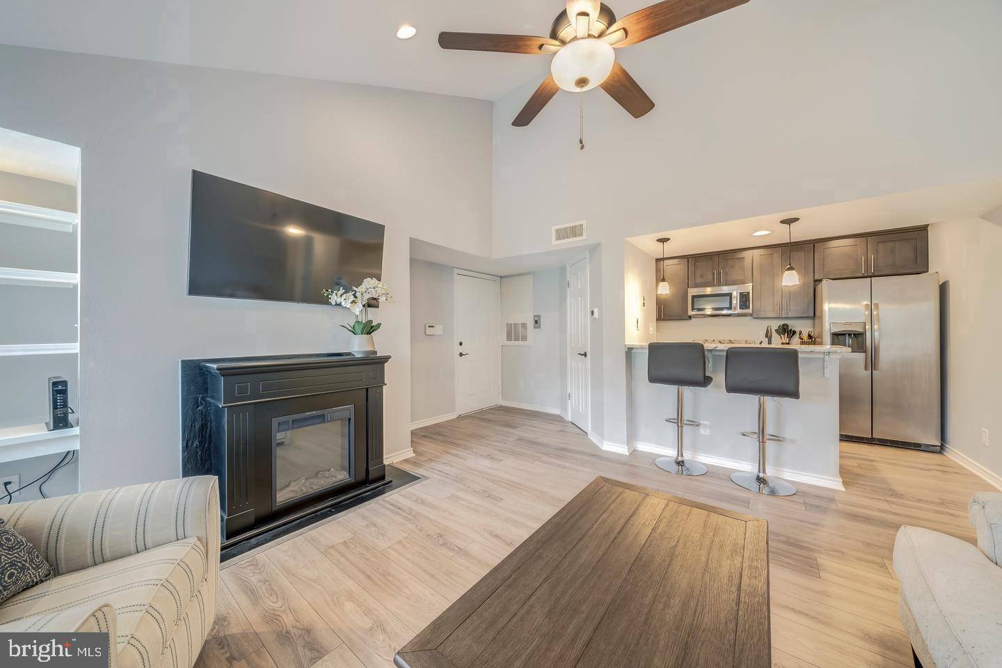 Fairfax, VA 22033,3920 PENDERVIEW DR #334