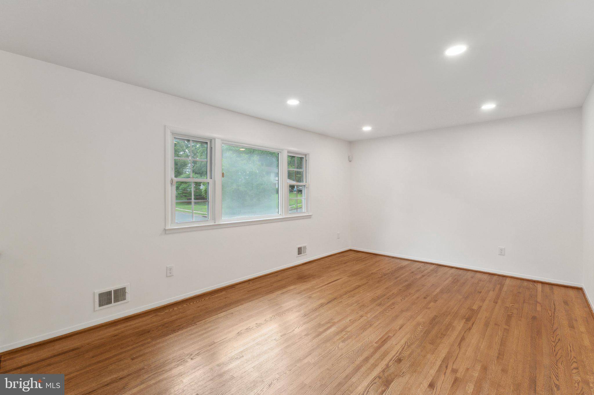 Springfield, VA 22152,8626 KERRY LN