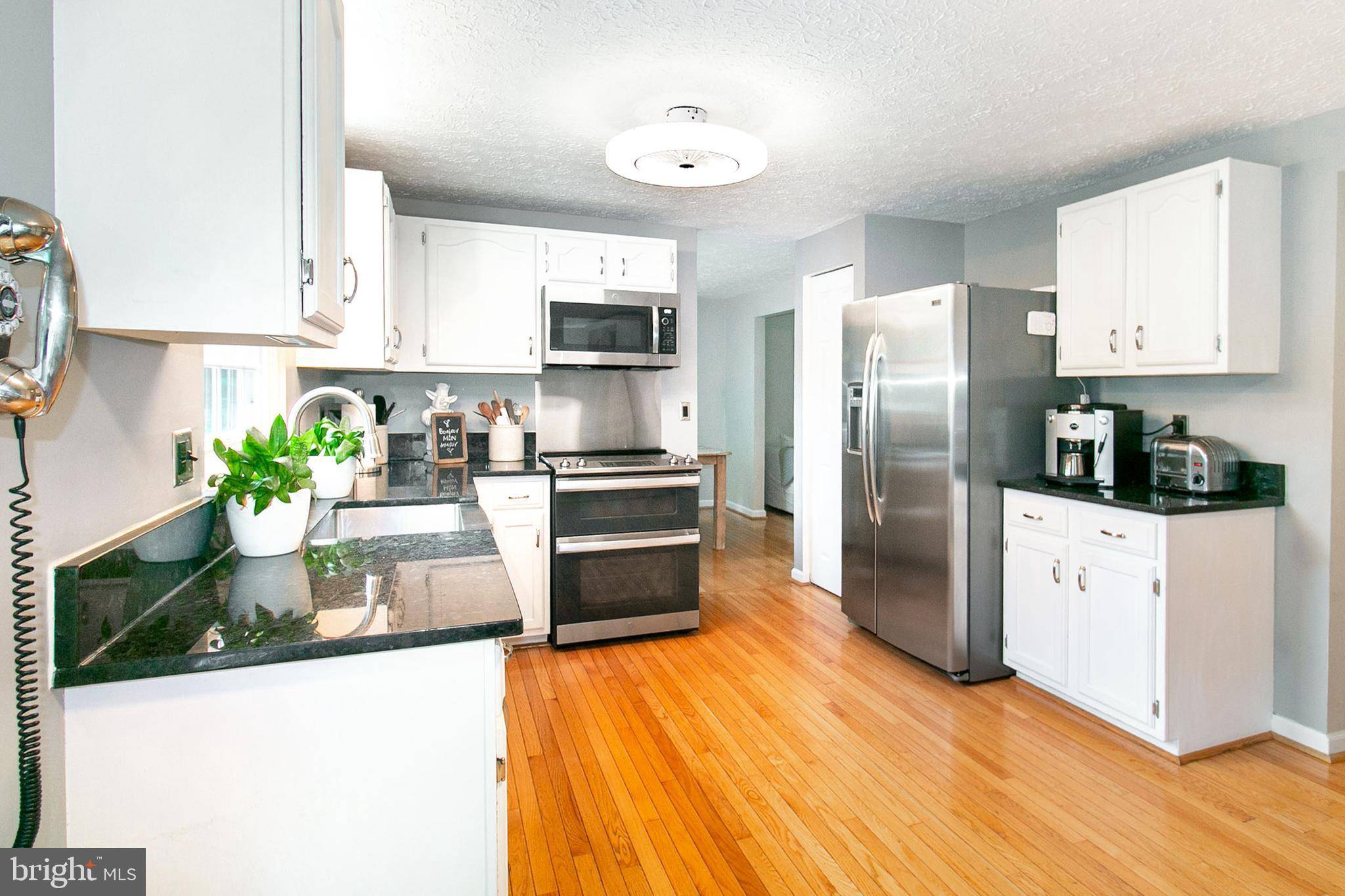 Herndon, VA 20170,12508 ROCK CHAPEL CT