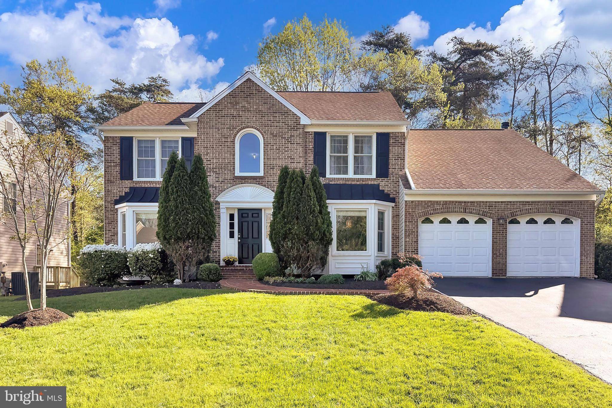 Herndon, VA 20170,12042 SUGARLAND VALLEY DR