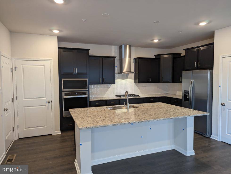 Frederick, MD 21701,469 HANSON ST
