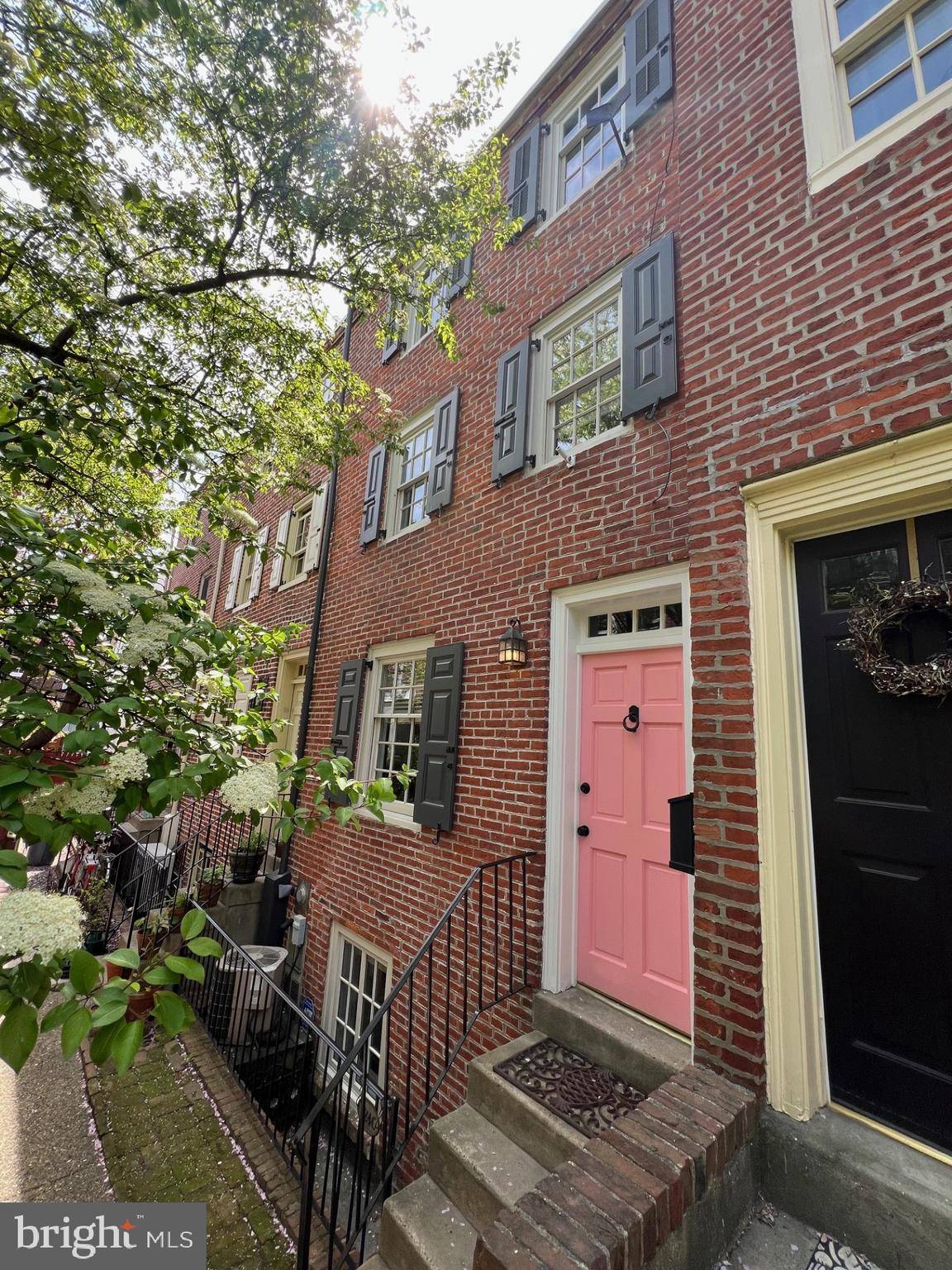Philadelphia, PA 19147,224 MONROE ST #C