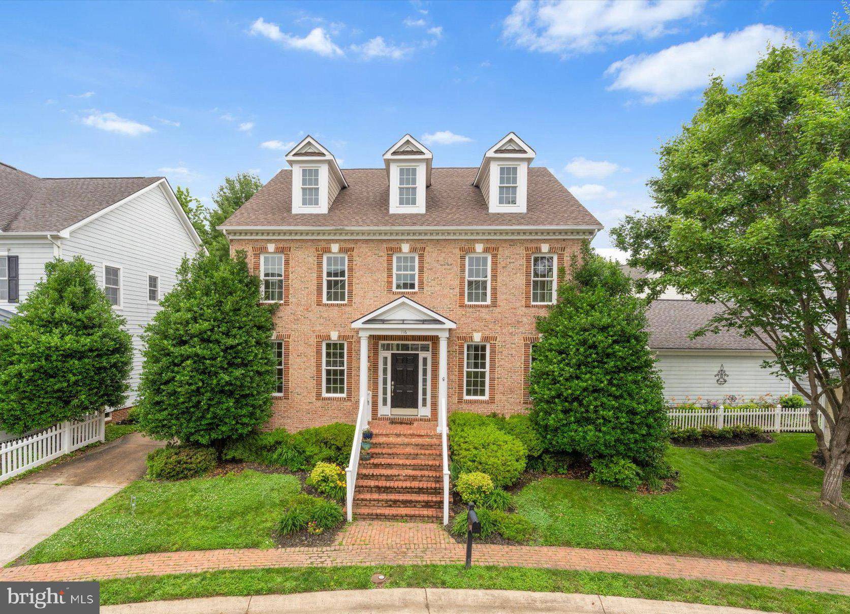 Purcellville, VA 20132,116 DESALES DR