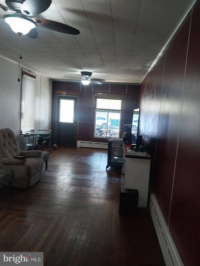 Shamokin, PA 17872,19 S 3RD ST