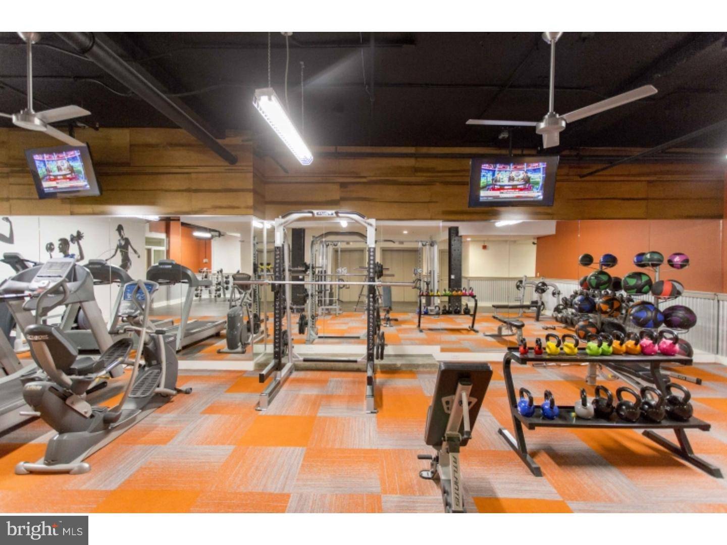 Philadelphia, PA 19103,1600-1 WALNUT ST #404