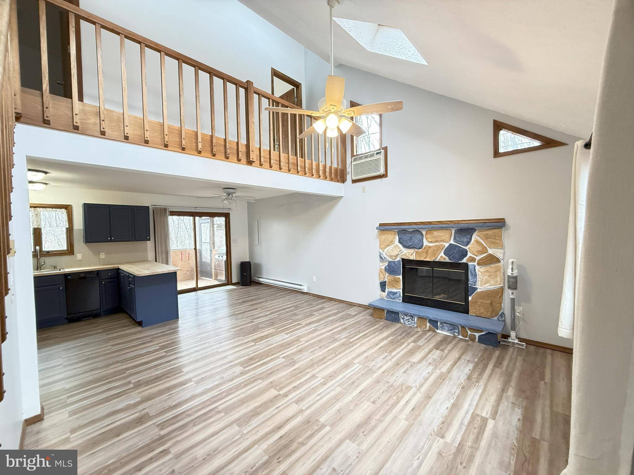Bushkill, PA 18324,2001 SCARBOROUGH WAY