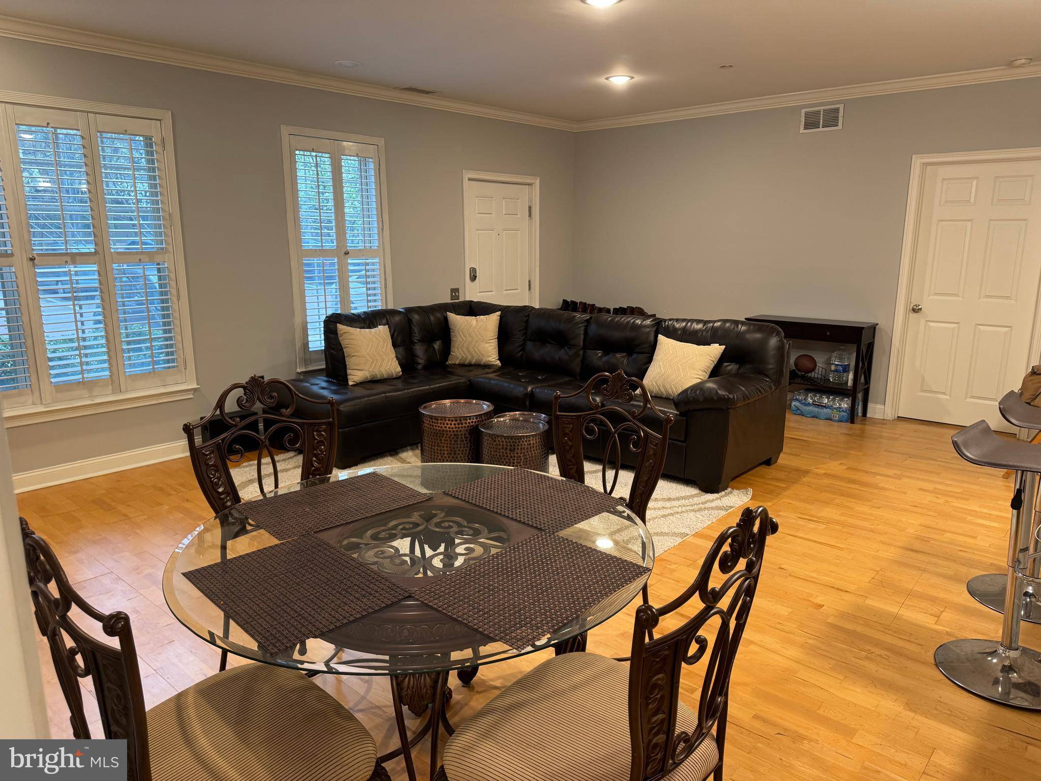 Philadelphia, PA 19146,500 ADMIRALS WAY #101