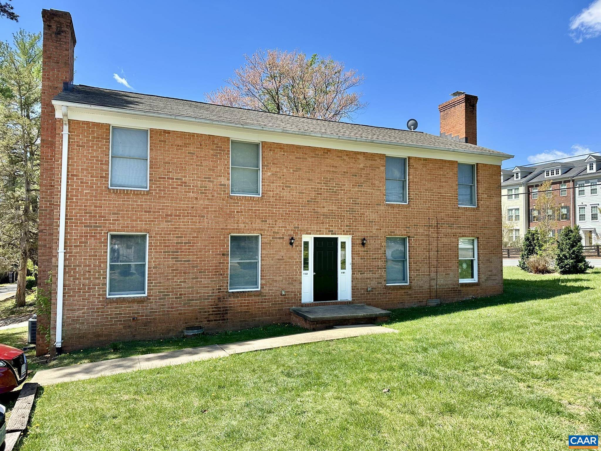 Charlottesville, VA 22901,1101/1103 PEN PARK LN