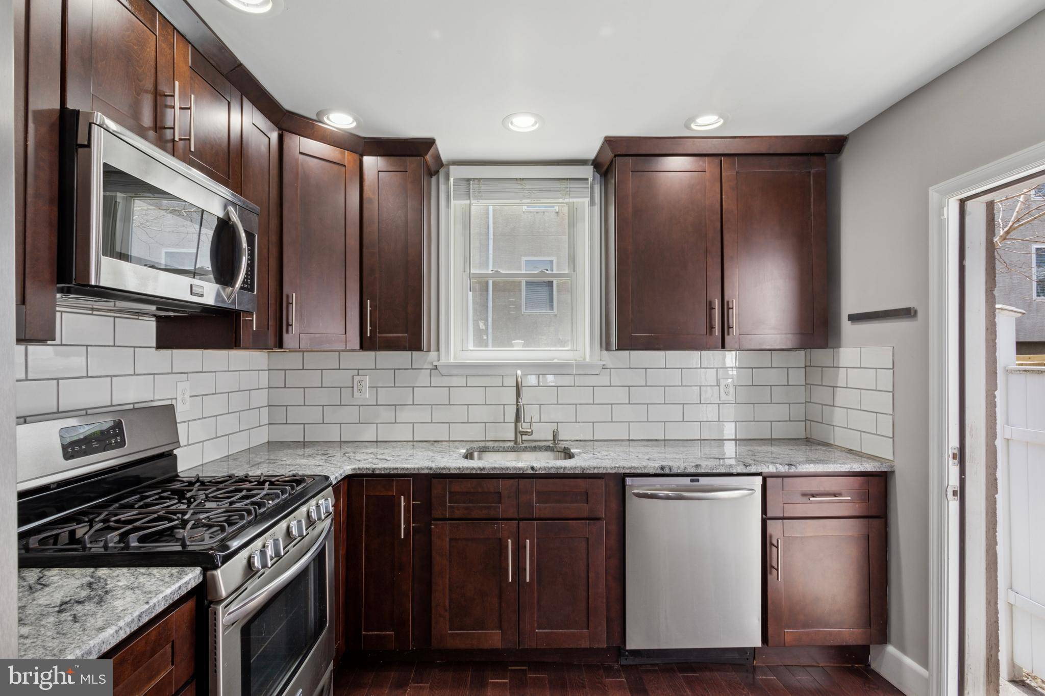 Philadelphia, PA 19146,2408 FEDERAL ST