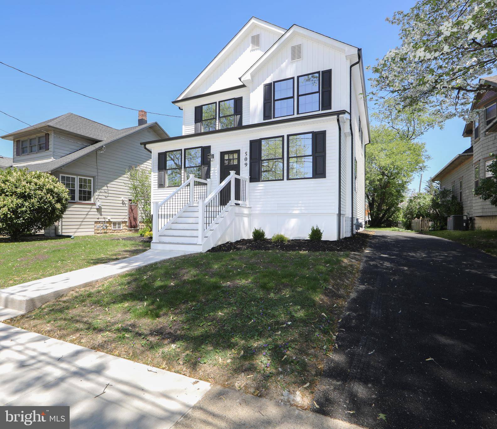 Audubon, NJ 08106,509 ELM AVE