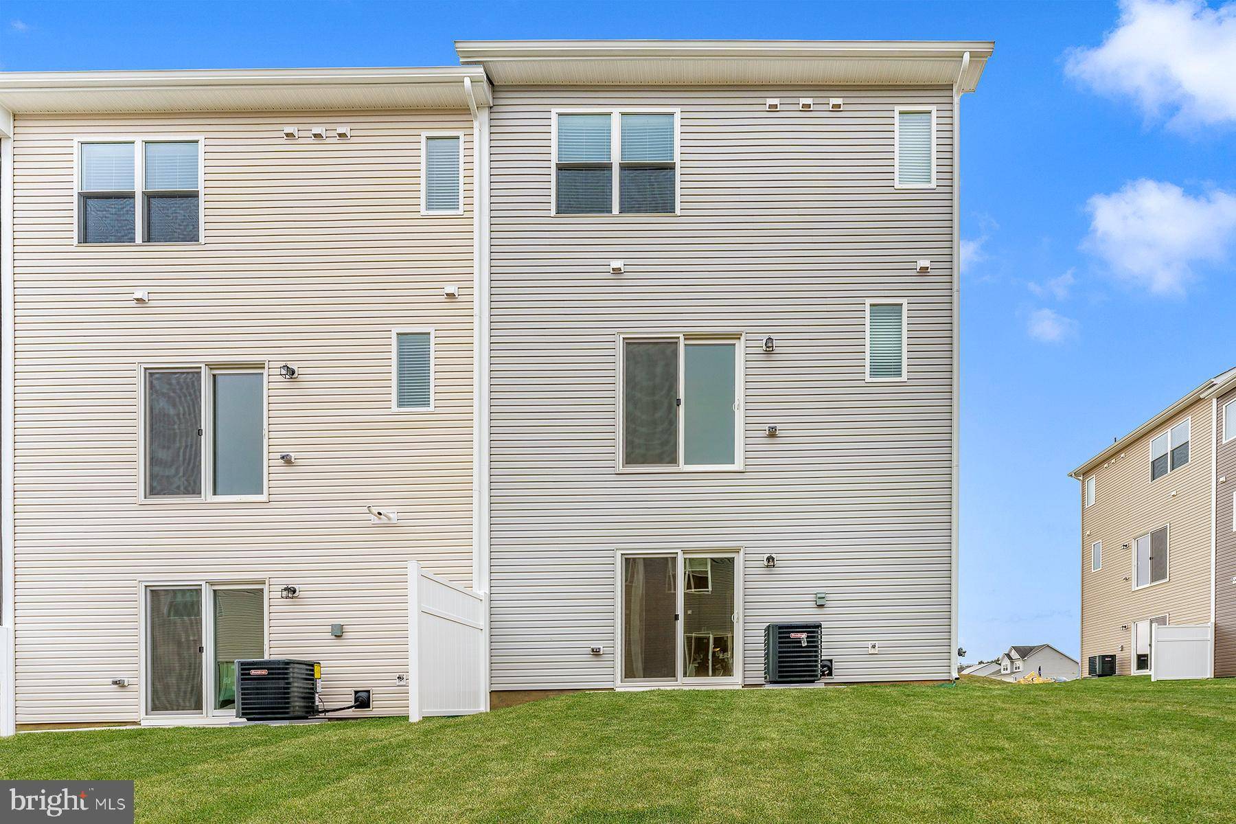 Waynesboro, PA 17268,527 ABIGAIL AVE