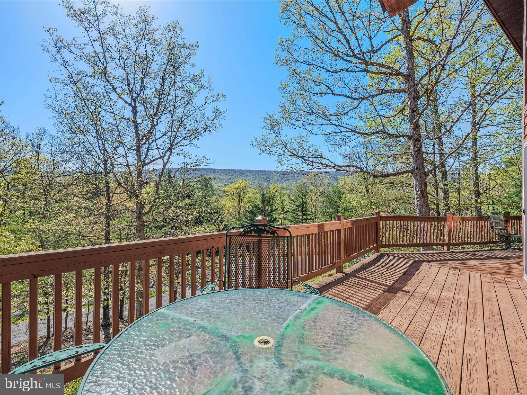 Berkeley Springs, WV 25411,80 PURPLE FINCH LN