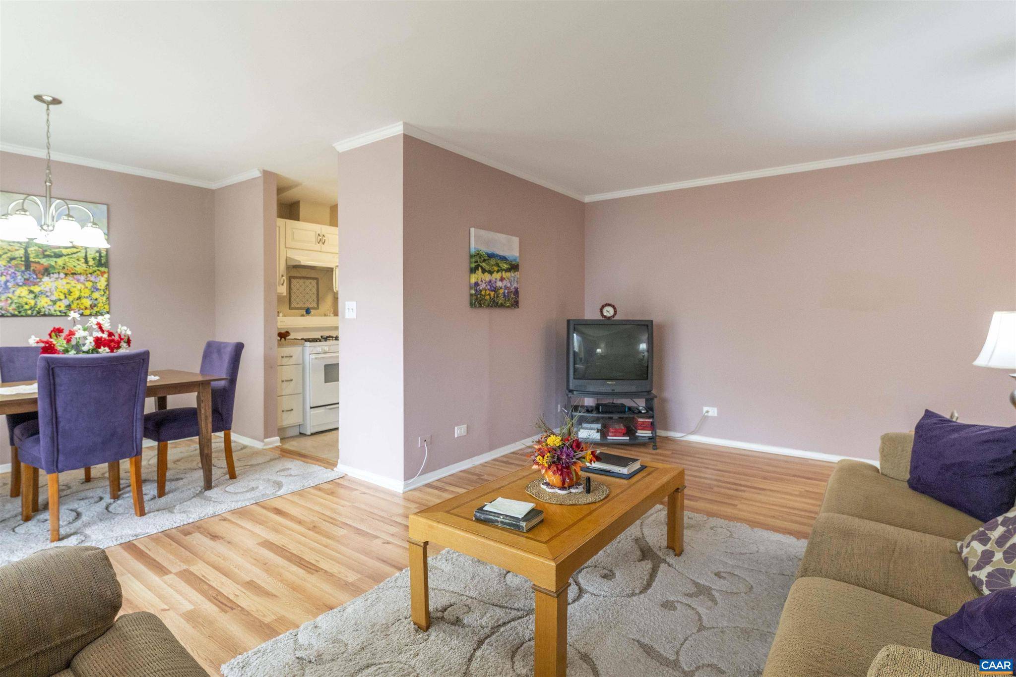 Charlottesville, VA 22902,511 N 1ST ST #502