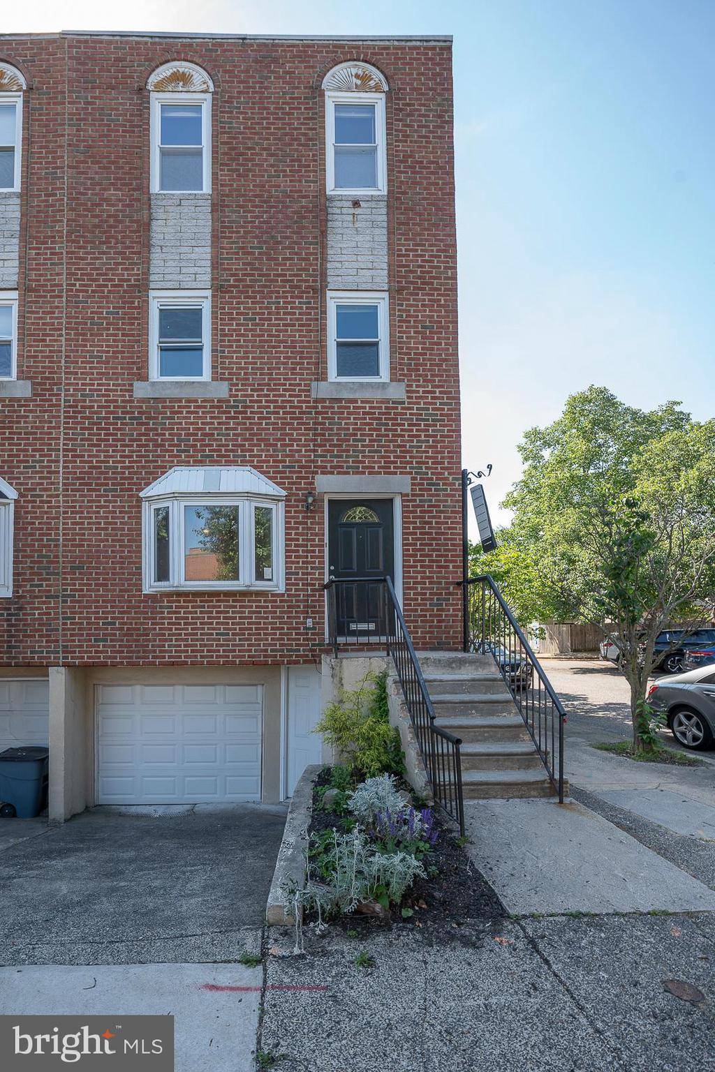 Philadelphia, PA 19130,2822 OGDEN ST #A