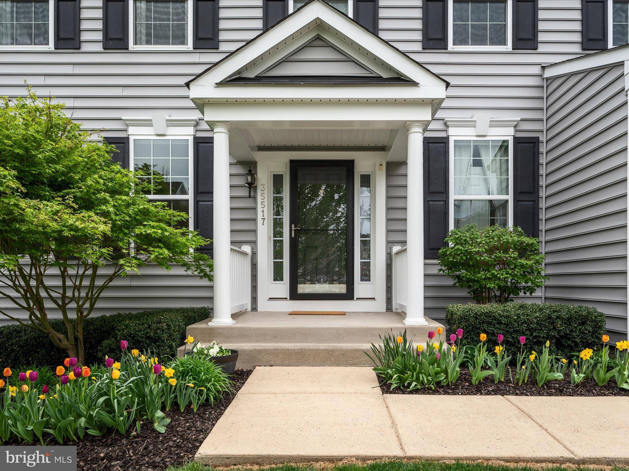 Round Hill, VA 20141,35517 HUDSON ST