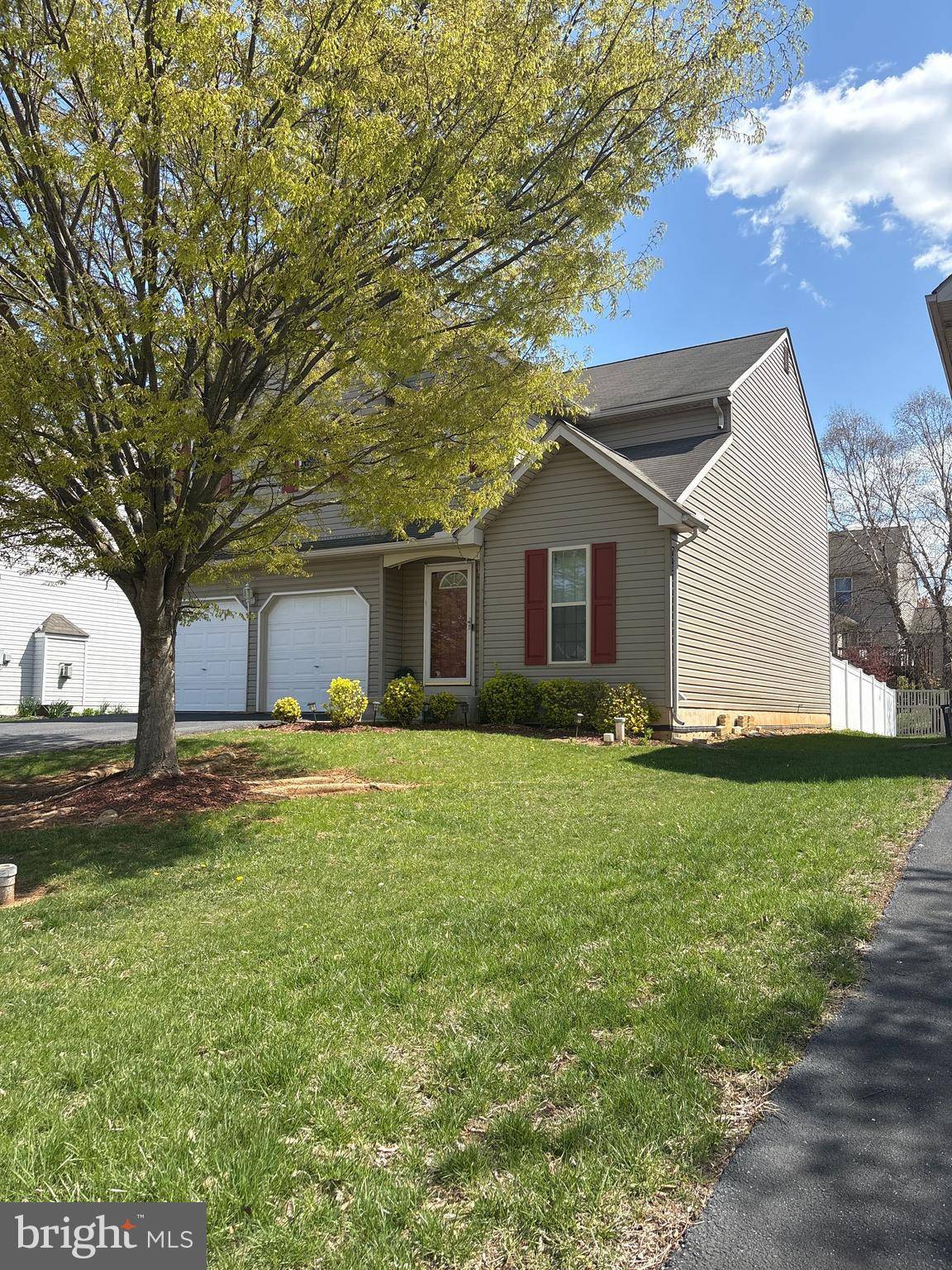 Windsor, PA 17366,720 STRAYER DR