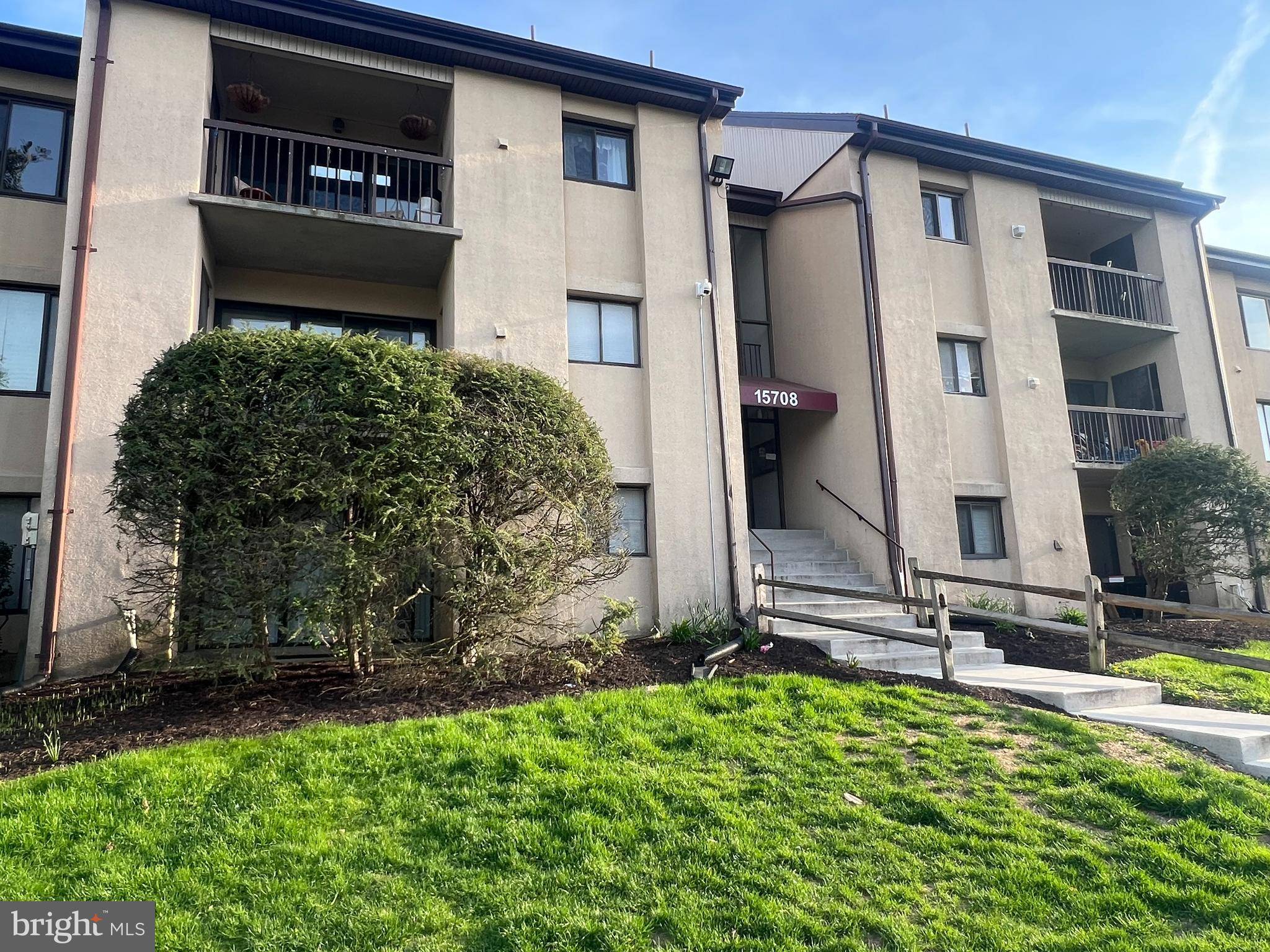 Laurel, MD 20707,15708 DORSET RD #303