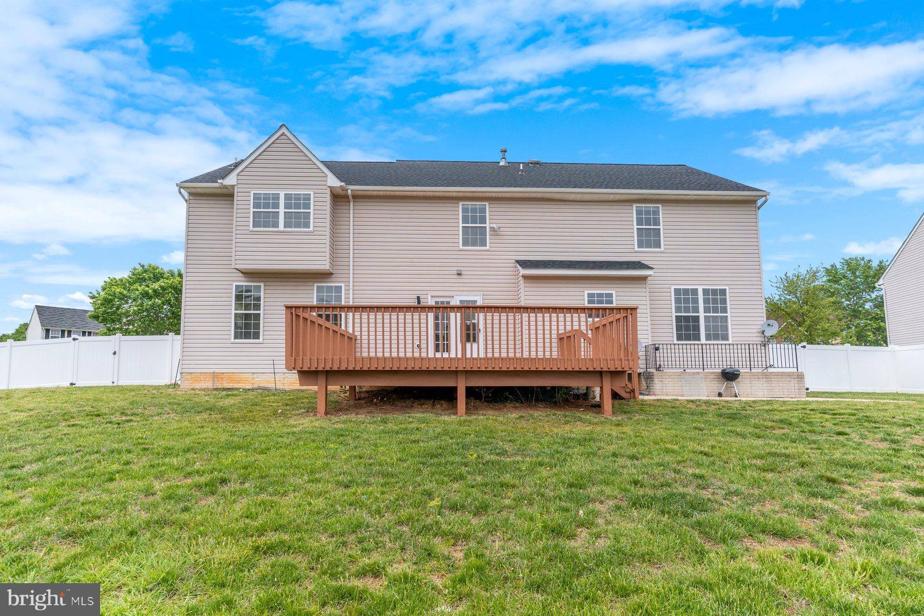 White Plains, MD 20695,10413 MARKBY CT
