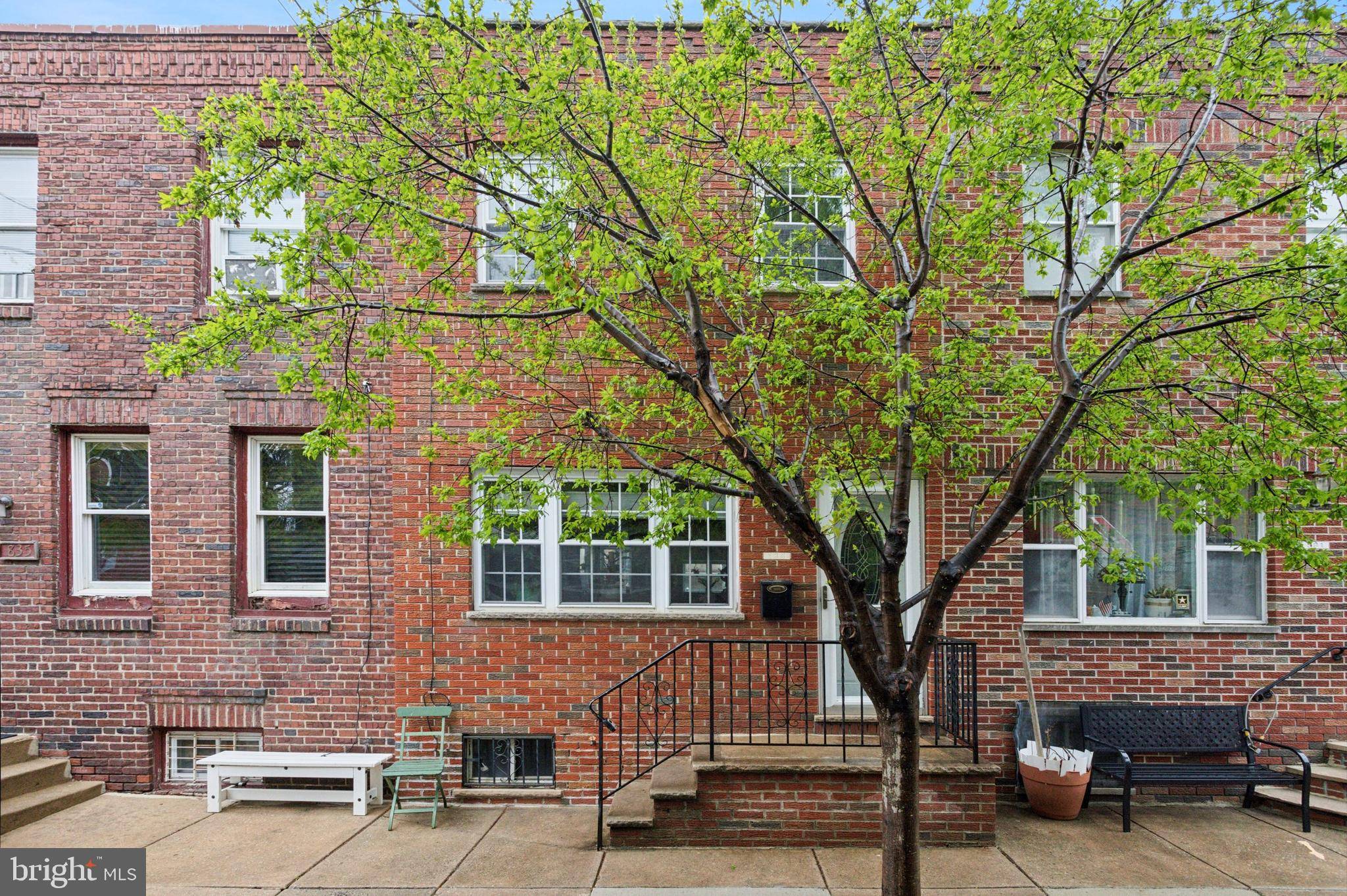 Philadelphia, PA 19148,833 PIERCE ST