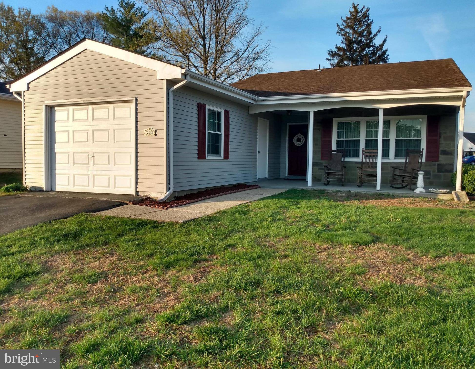 Southampton, NJ 08088,233 HUNTINGTON DR