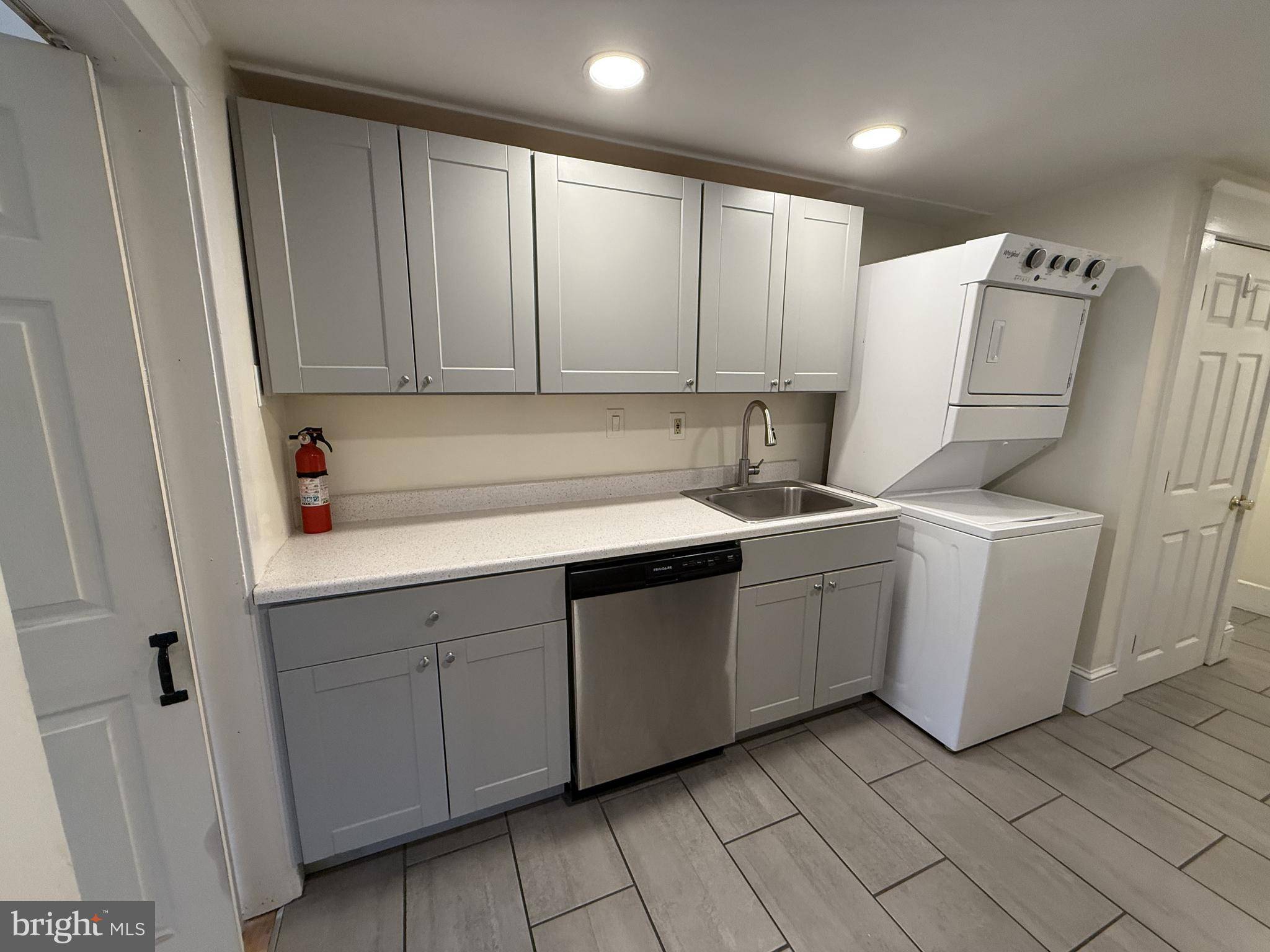 Prospect Park, PA 19076,1101 LINCOLN AVE #2B