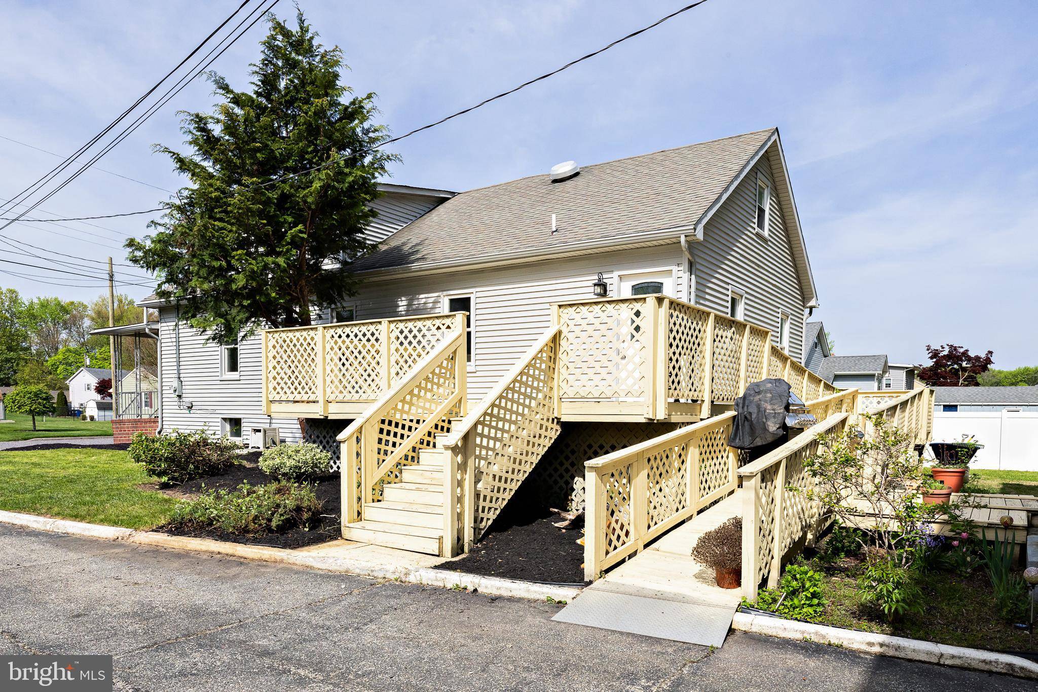 Pennsville, NJ 08070,44 FAIRVIEW AVE