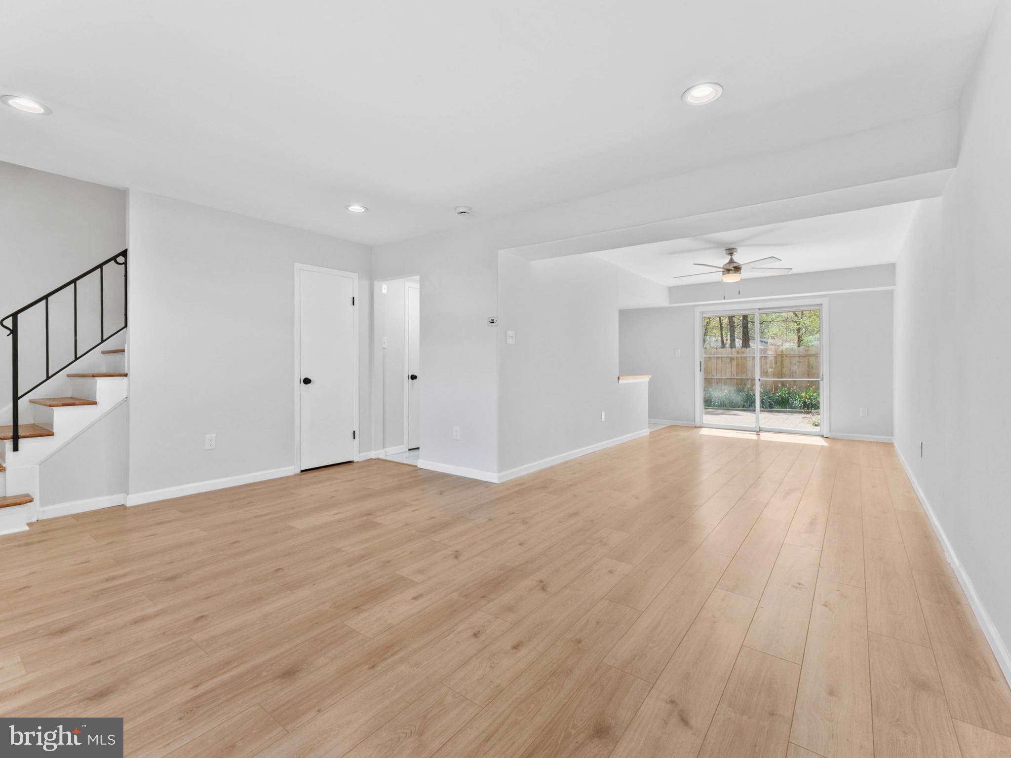 Willingboro, NJ 08046,23 ROXBOROUGH PL