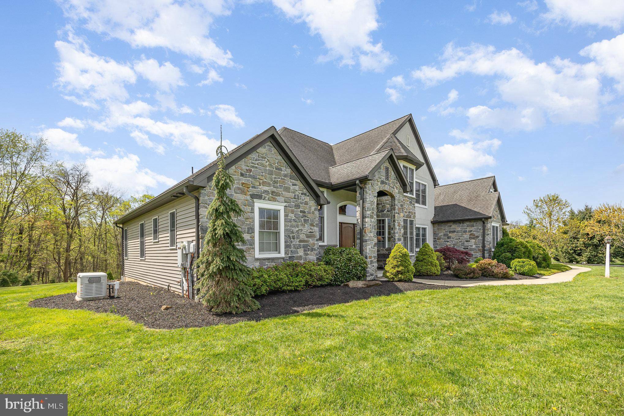 Elizabethtown, PA 17022,115 MONUMENT DR