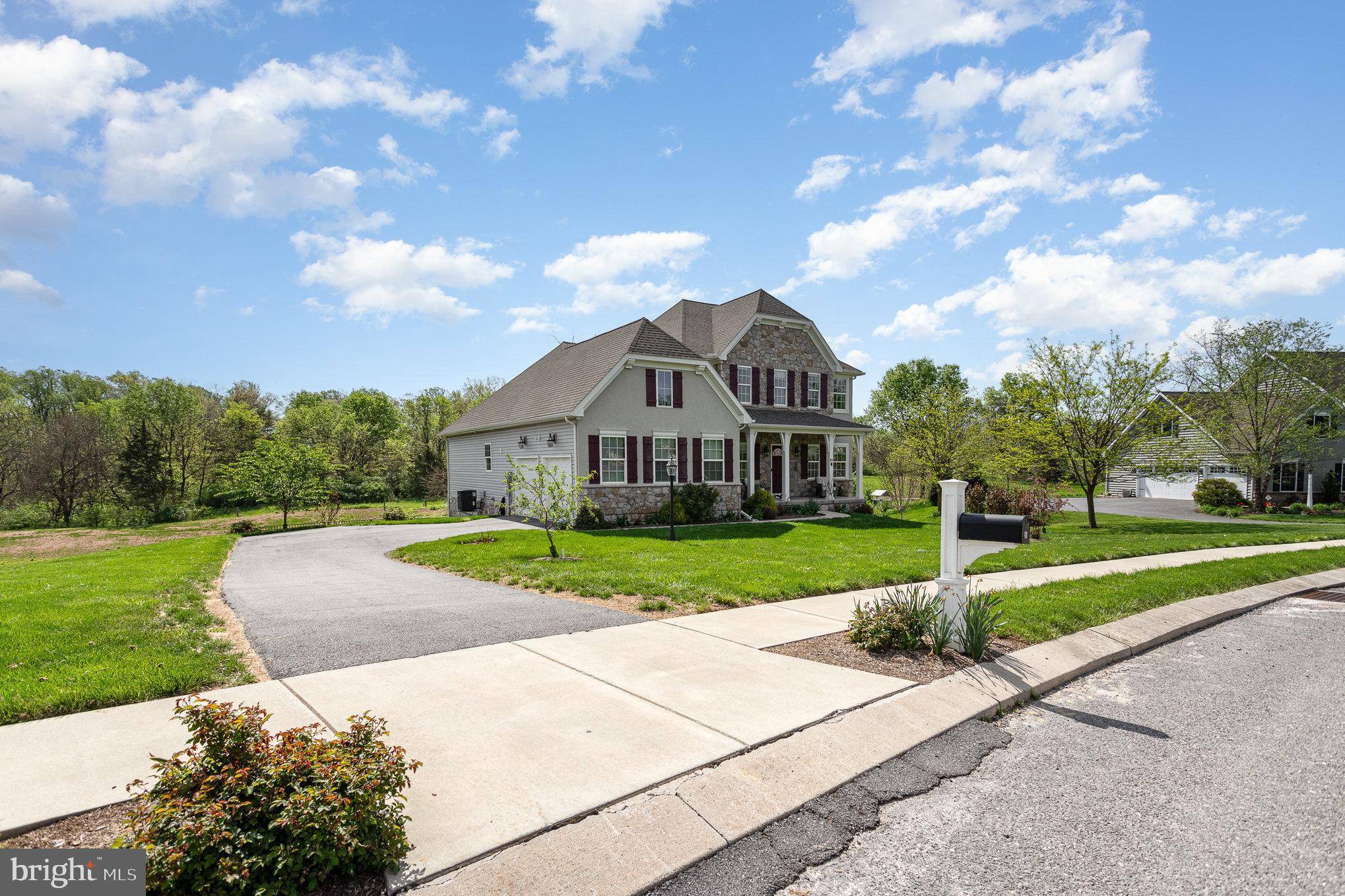 Elizabethtown, PA 17022,51 COBBLE LN