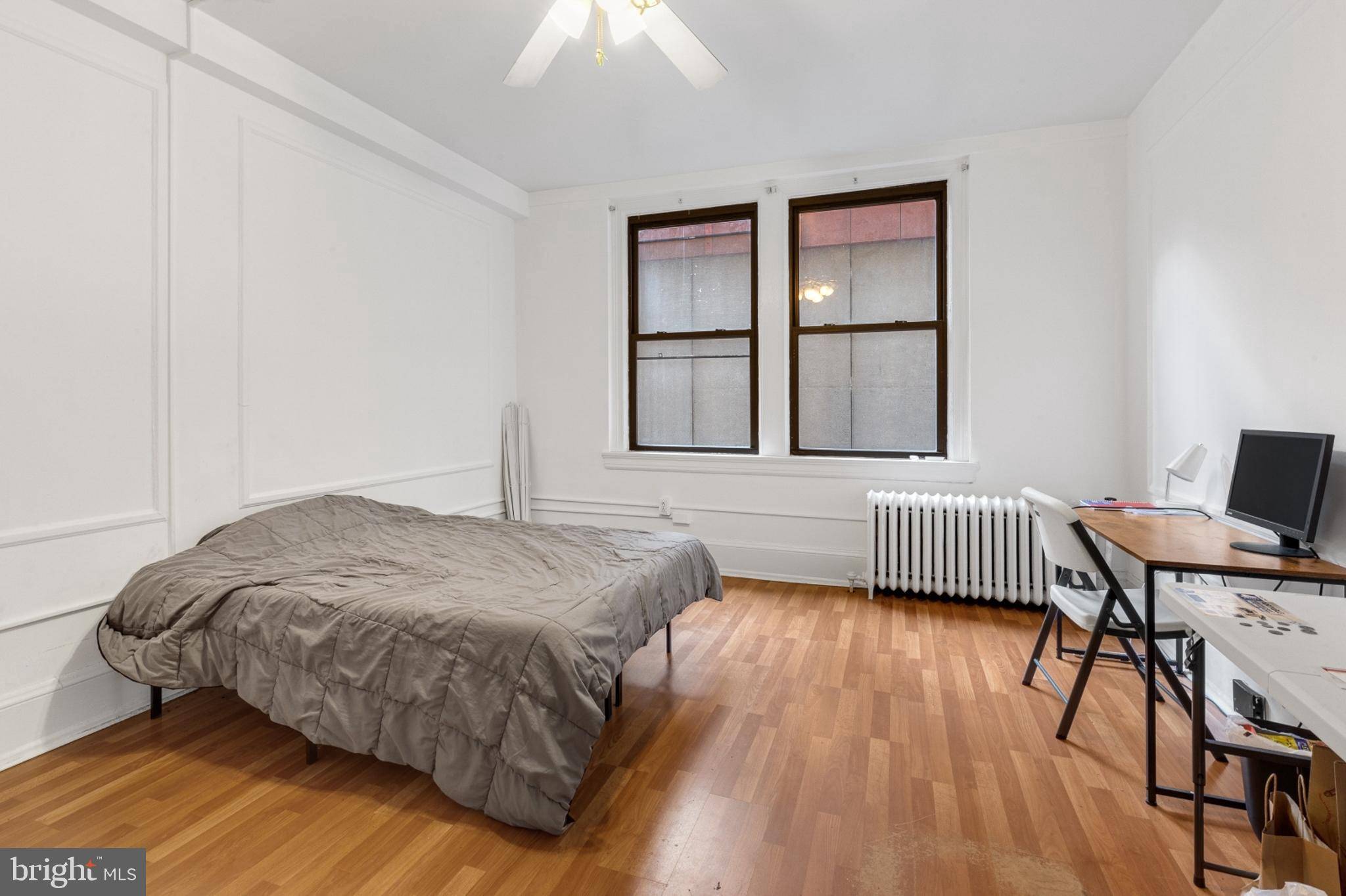 Philadelphia, PA 19107,1324 LOCUST ST #418