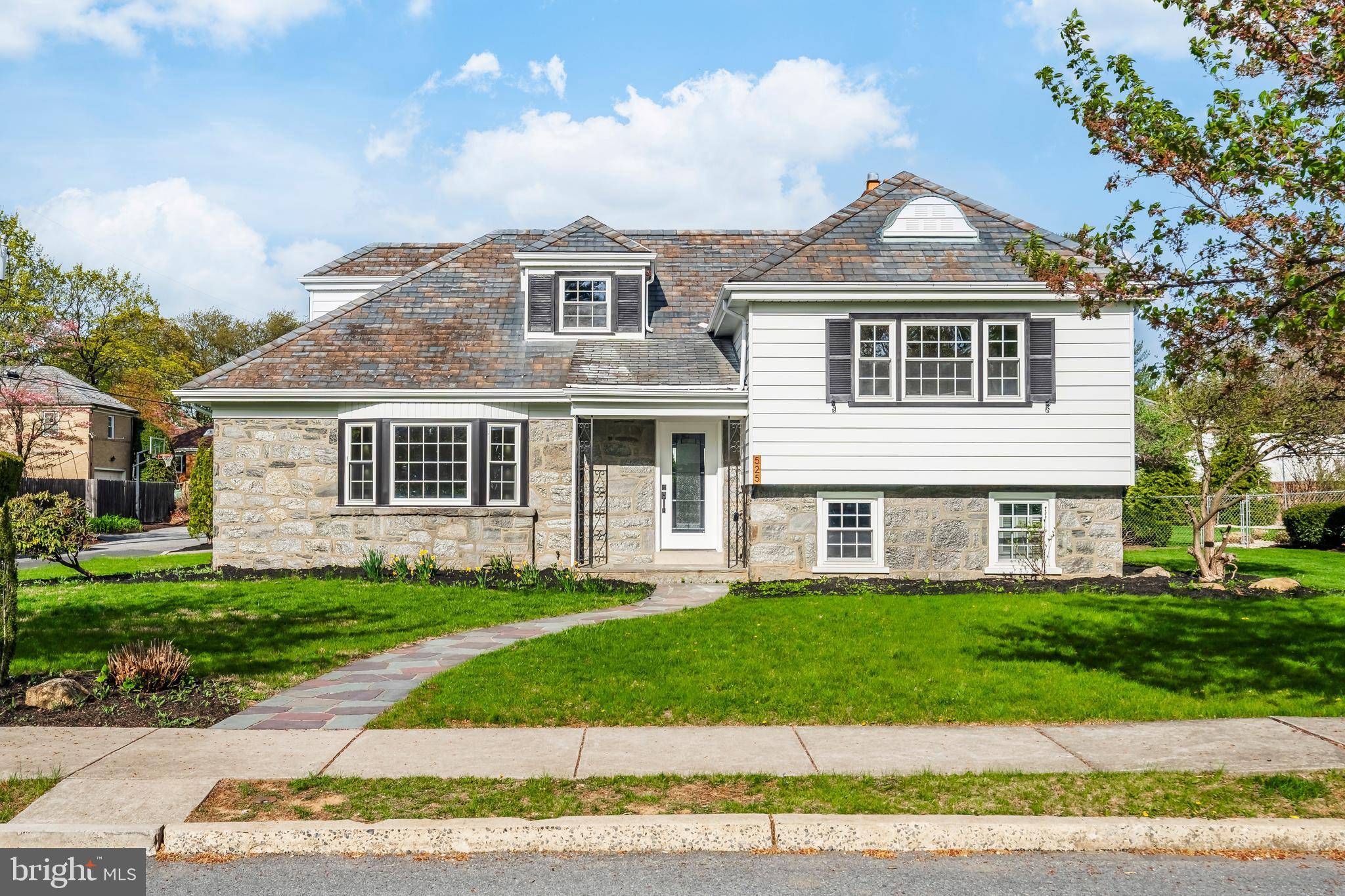 Allentown, PA 18104,525-527 N MAIN ST