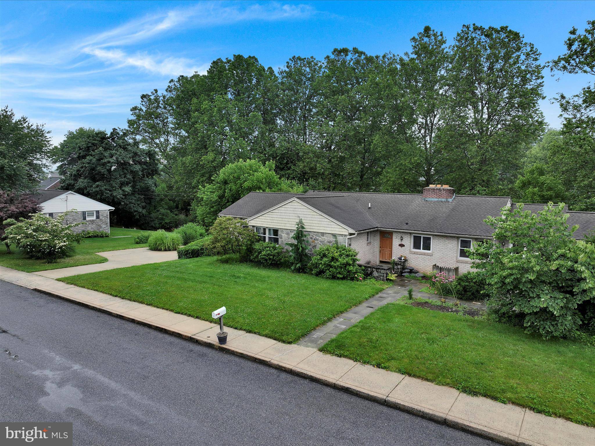Stevens, PA 17578,24 KEELER AVE