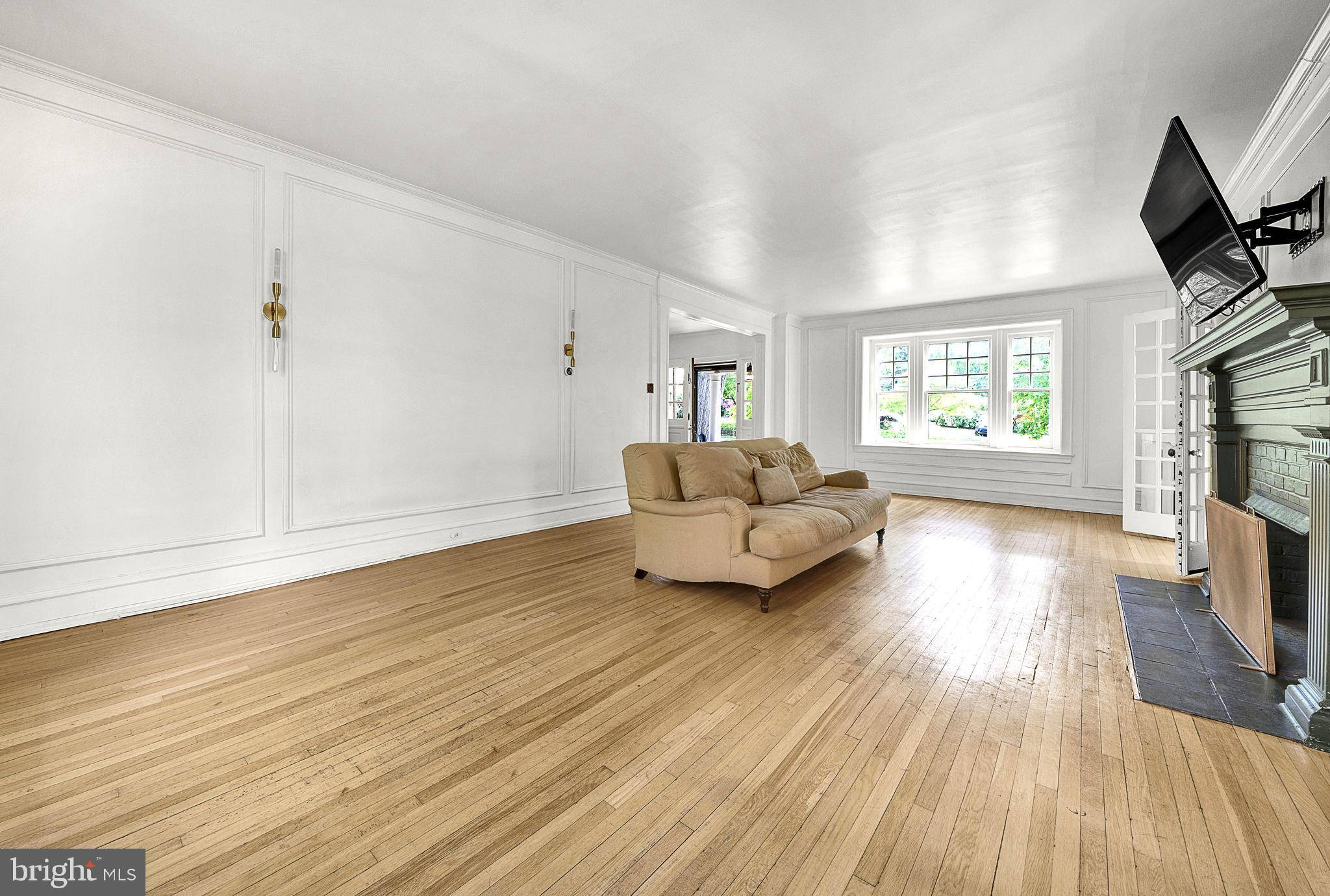 Jenkintown, PA 19046,119 SUMMIT AVE