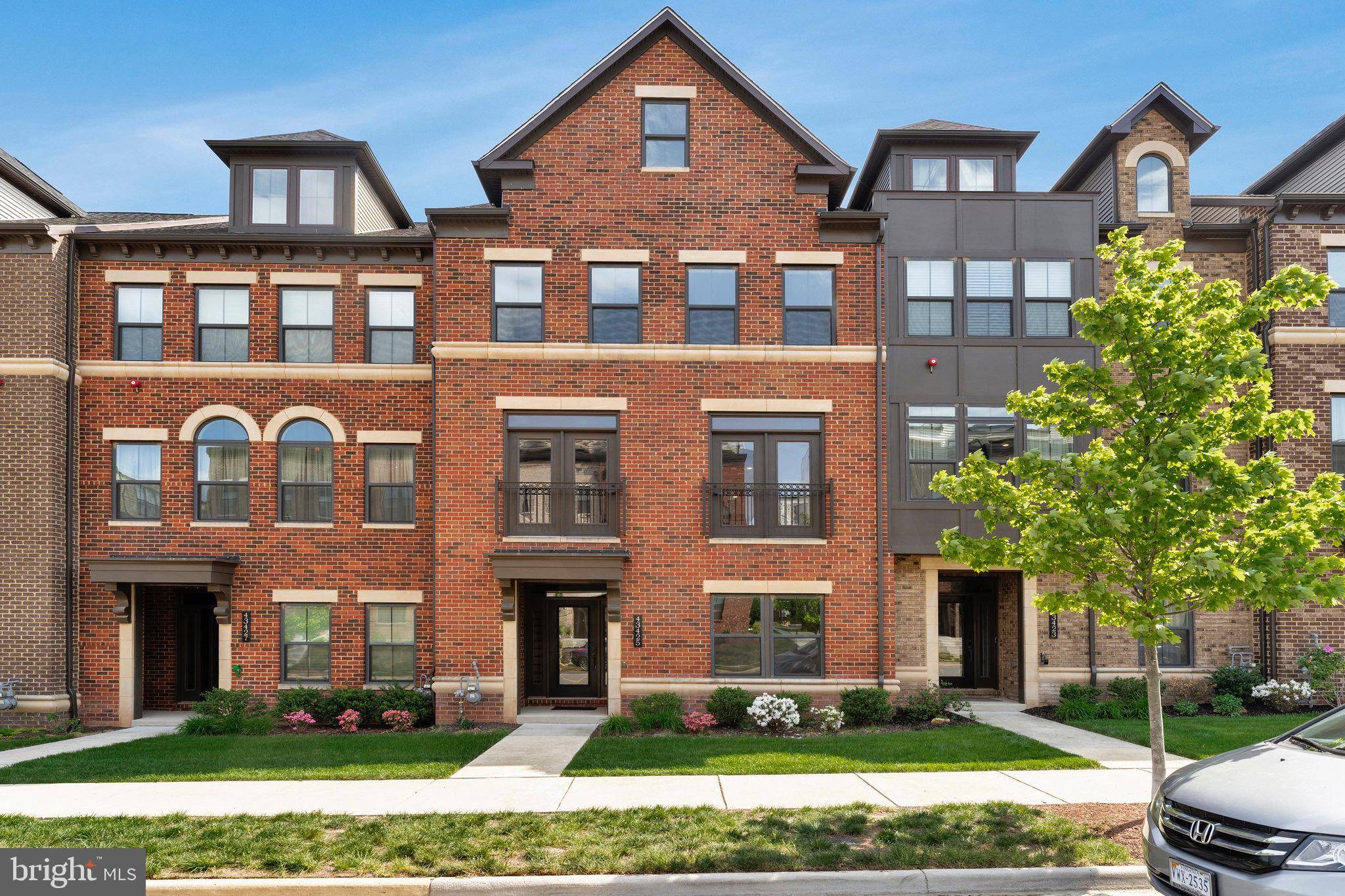 Ashburn, VA 20148,43425 GRANDMOORE ST