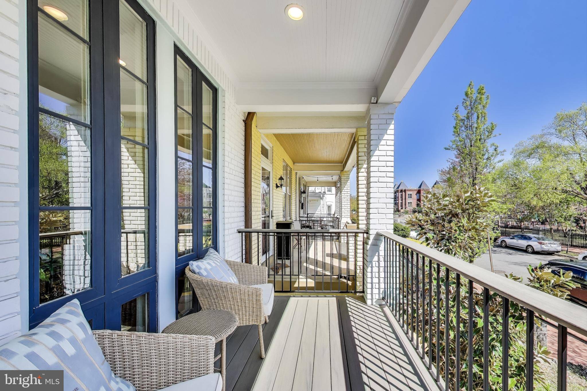 Washington, DC 20002,1112 E ST NE
