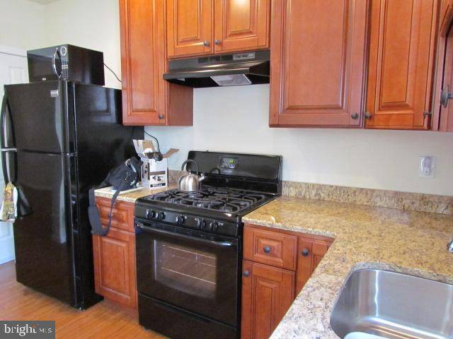 Philadelphia, PA 19143,1325 S MAY ST