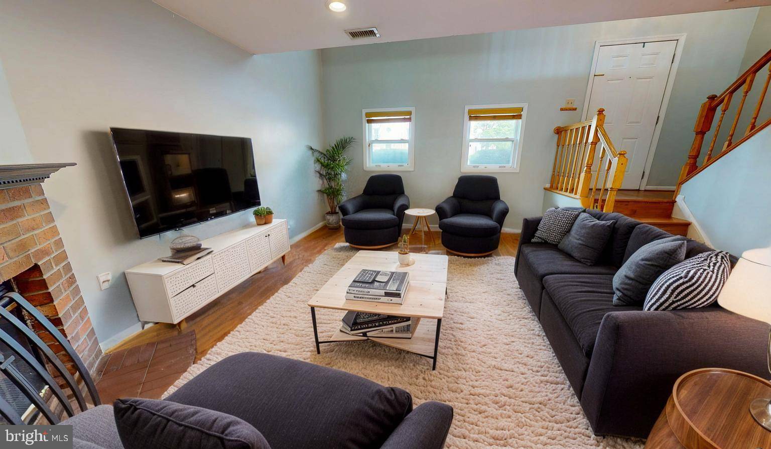 Centreville, VA 20120,5612 GRESHAM LN