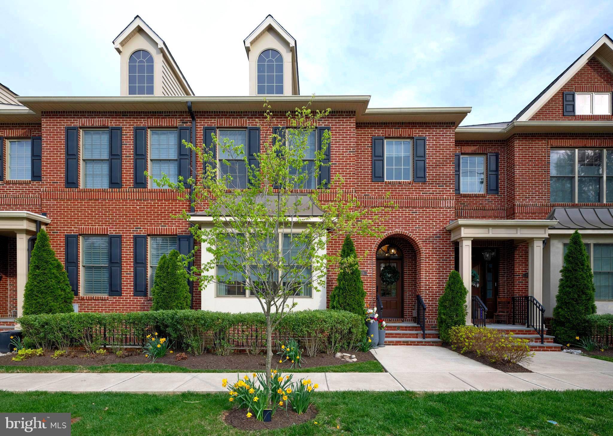 Doylestown, PA 18901,276 W ASHLAND ST