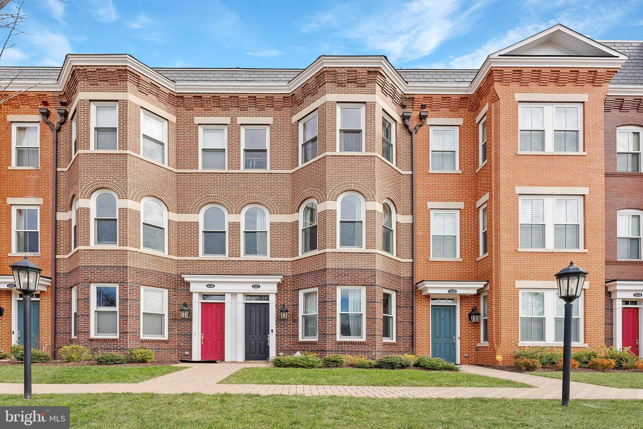 Alexandria, VA 22314,1117 E ABINGDON DR