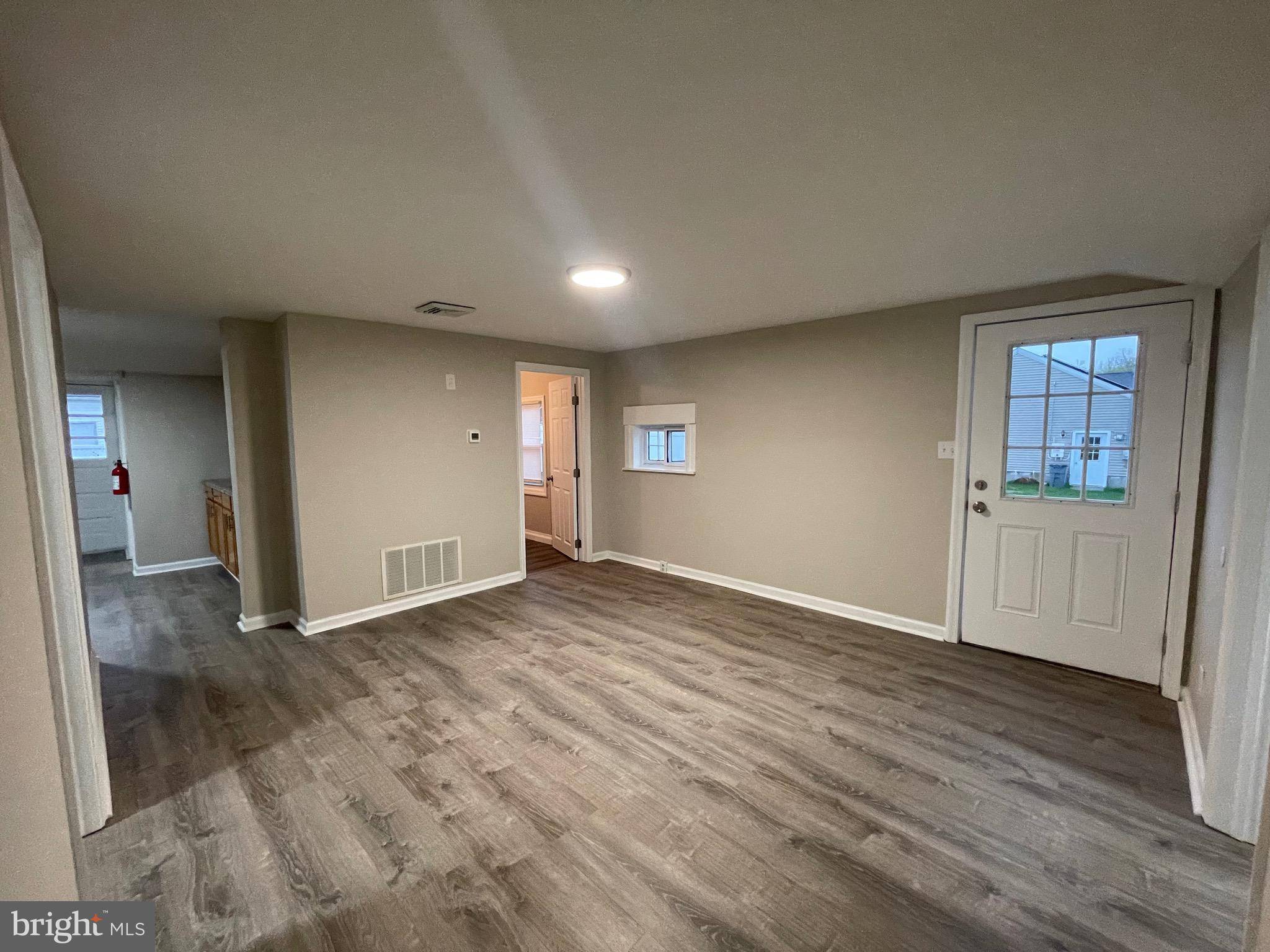 Pennsville, NJ 08070,14 DREXEL DR