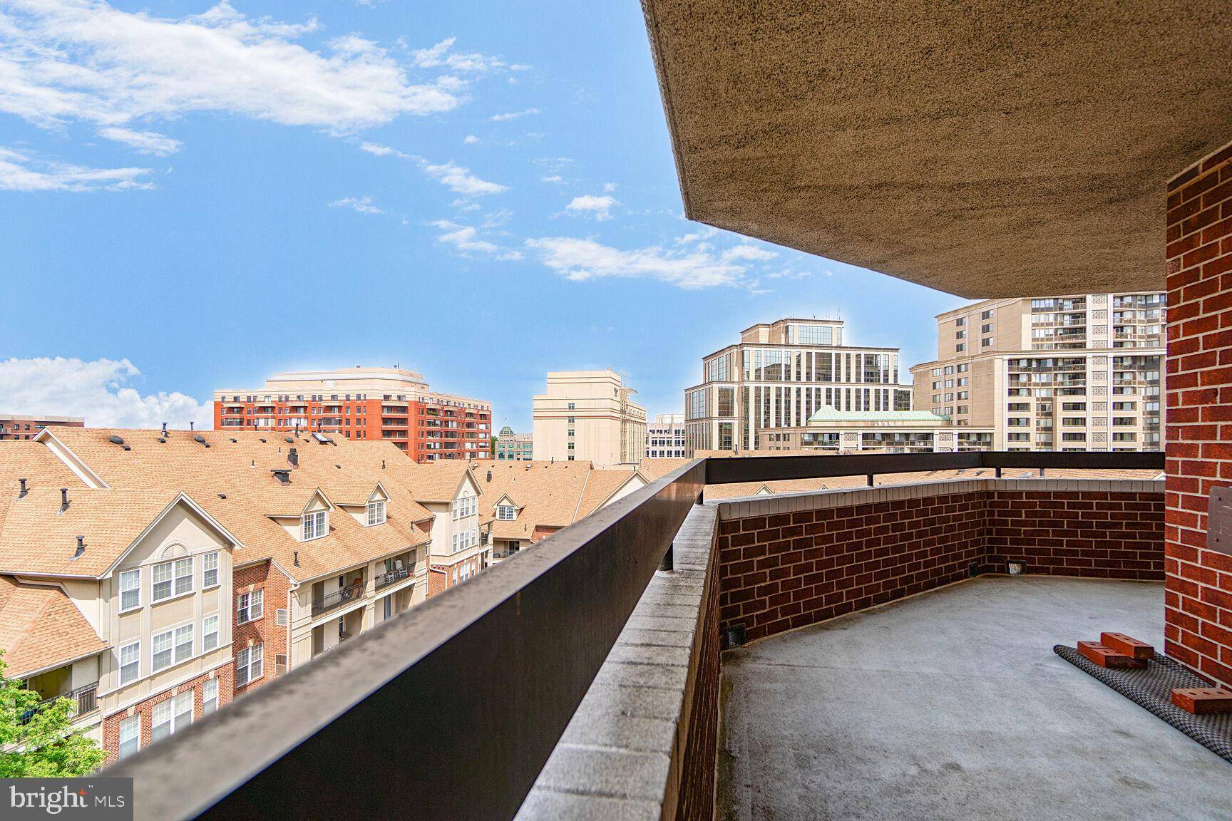 Arlington, VA 22201,1276 N WAYNE ST #800
